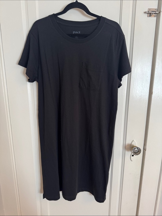 Pact Dresses & Skirts - Pact Women's Black Short Sleeve Pocket Crew Tee Dress Organic Cotton NWOT